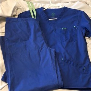 Scrub top & matching pants